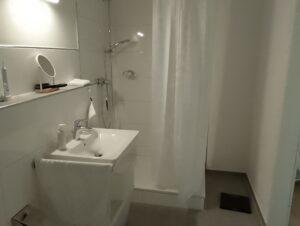 Badezimmer 1