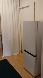 Kühlschrank im Flur